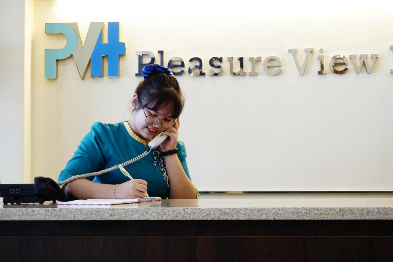 Pleasure View Hotel Yangon Esterno foto