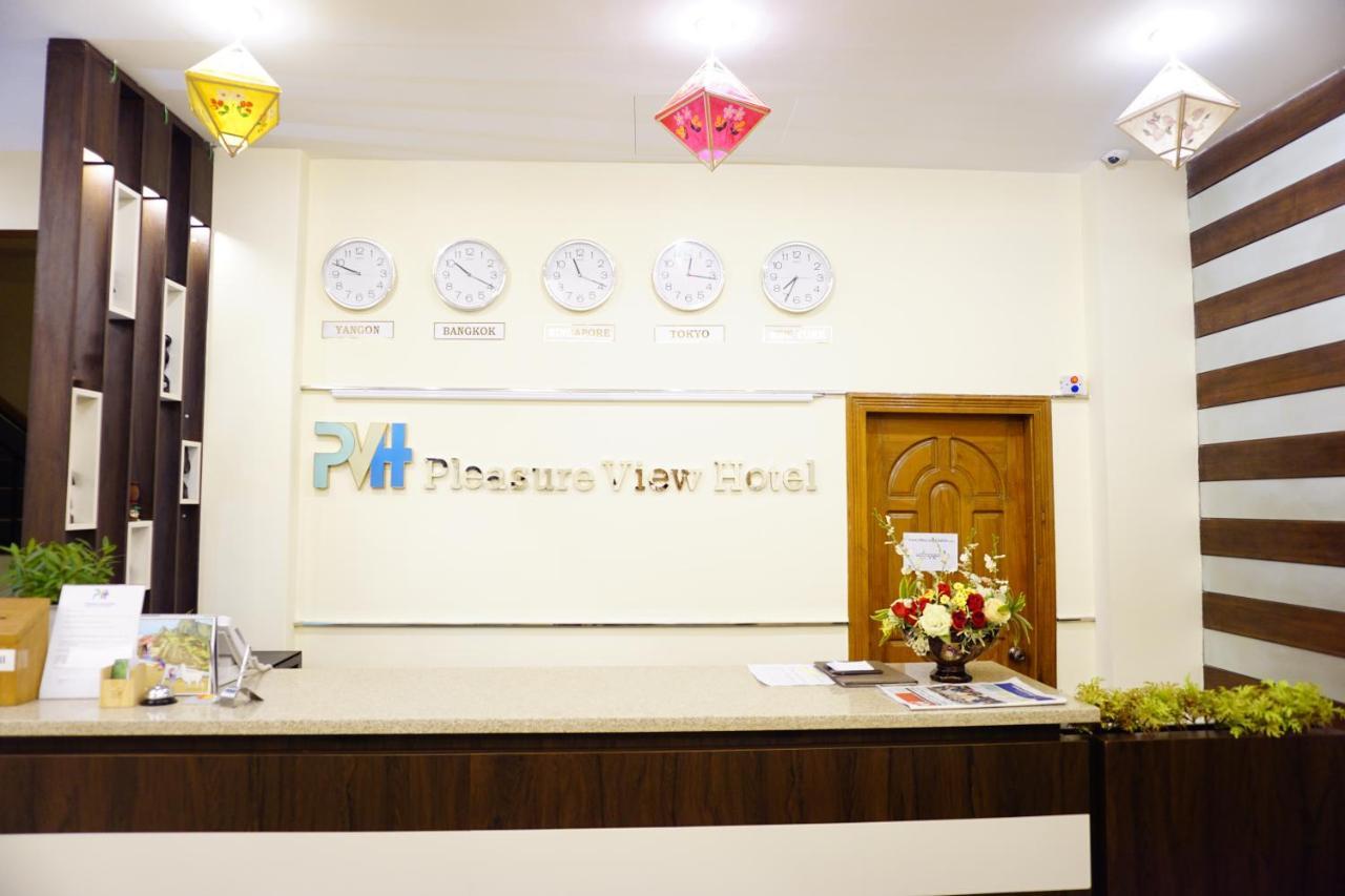 Pleasure View Hotel Yangon Esterno foto